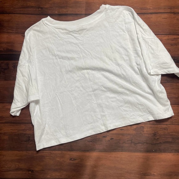 Calvin‎ Klein Performance Women's White Rainbow Logo Cropped Shirt Size S - Picture 5 of 6